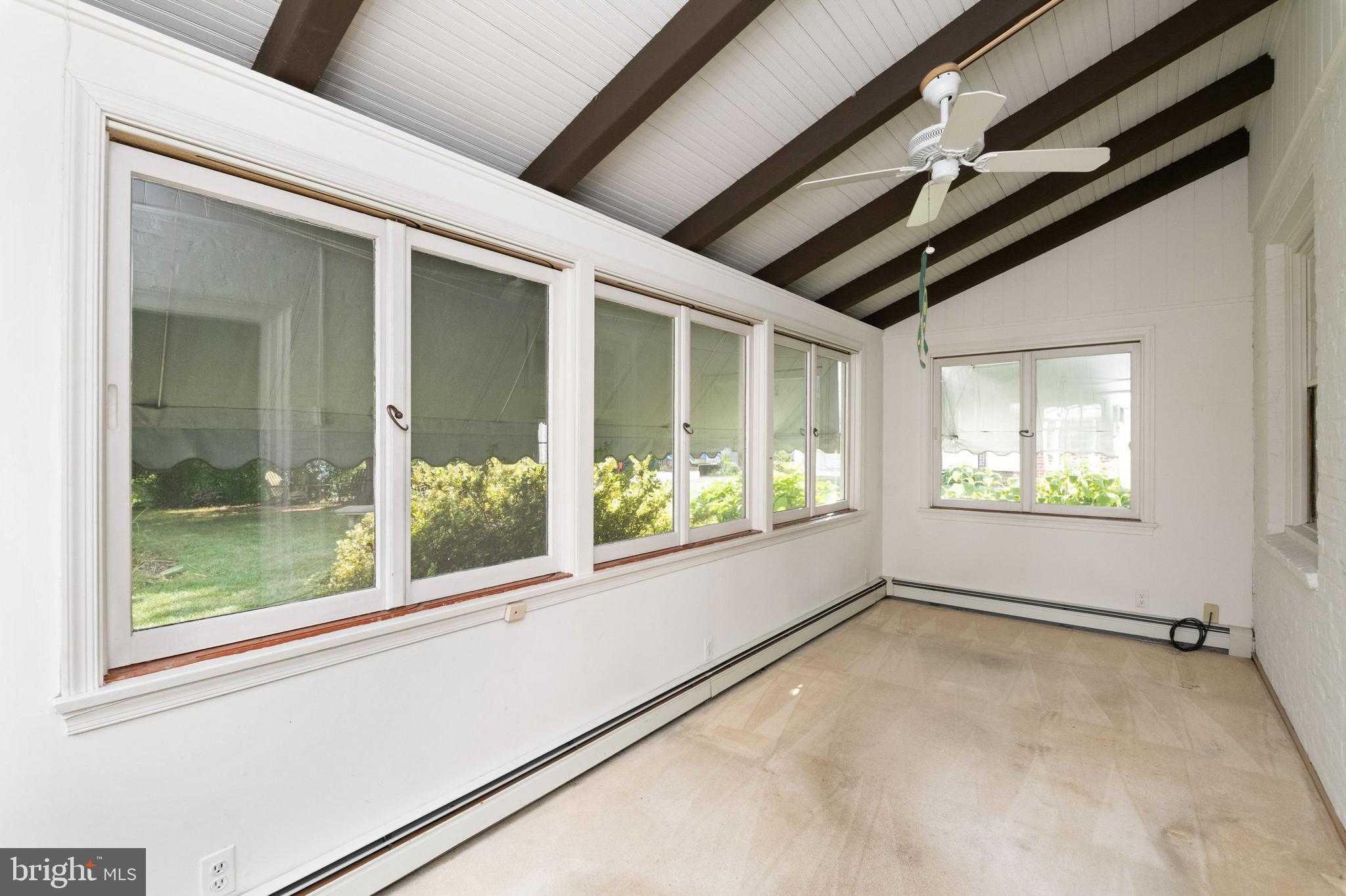 601 Coventry Road Baltimore, MD 21286 - Photo 15 of 43 Sunroom