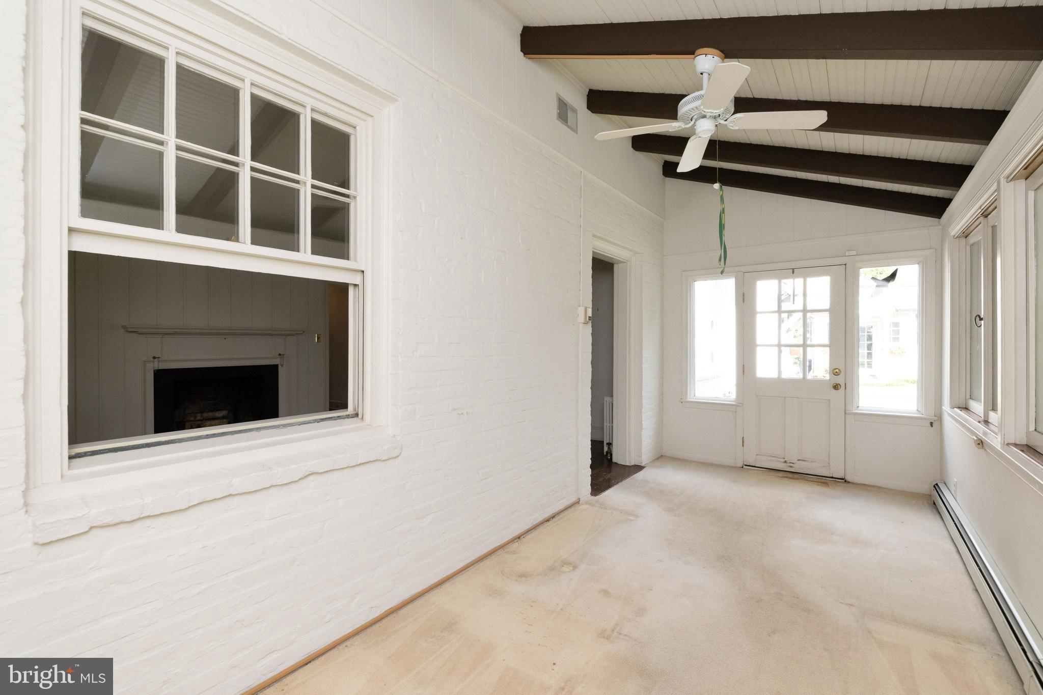601 Coventry Road Baltimore, MD 21286 - Photo 16 of 43 Sunroom
