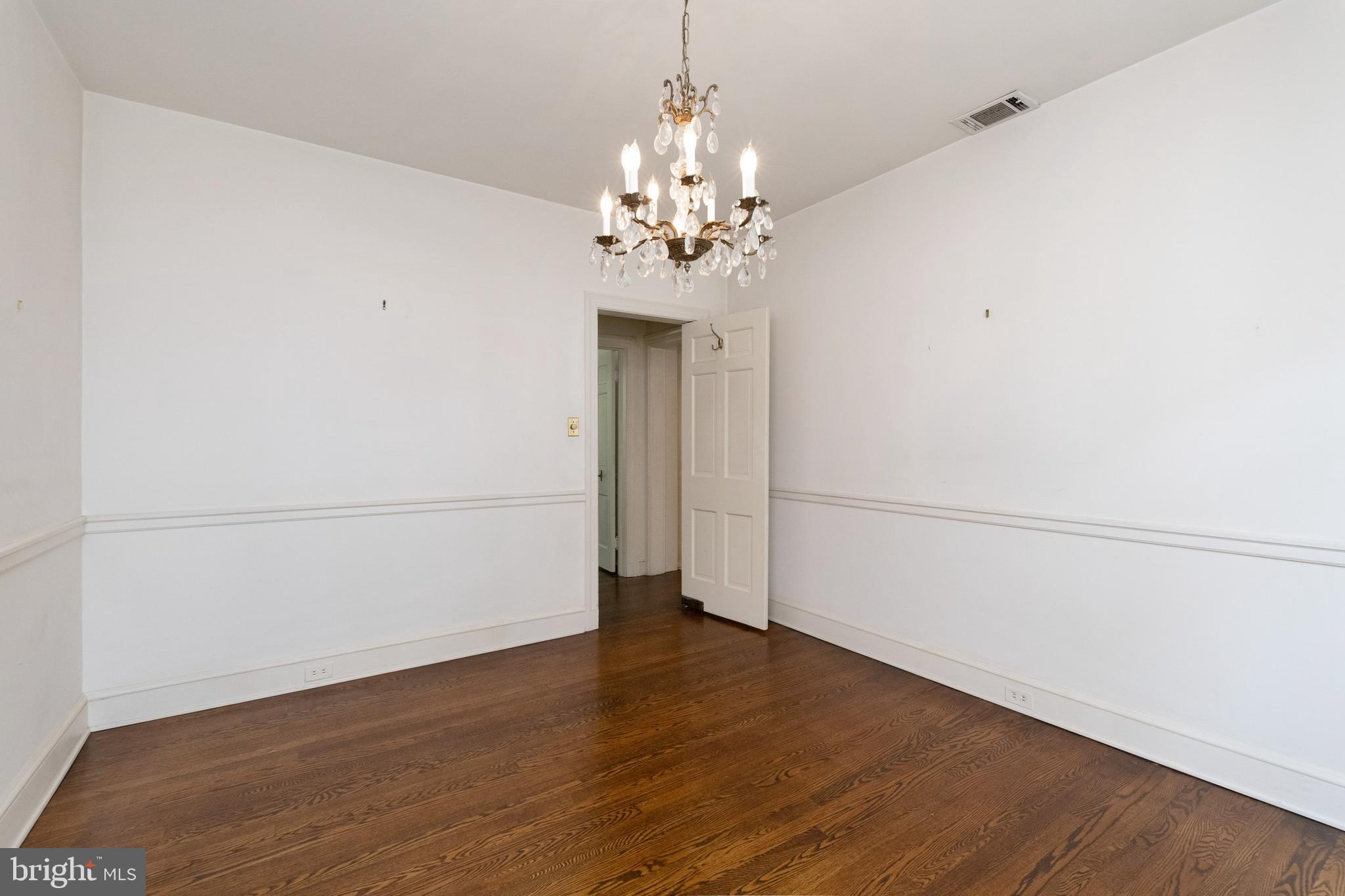 601 Coventry Road Baltimore, MD 21286 - Photo 10 of 43 Dining Room with beautiful hardwood floors