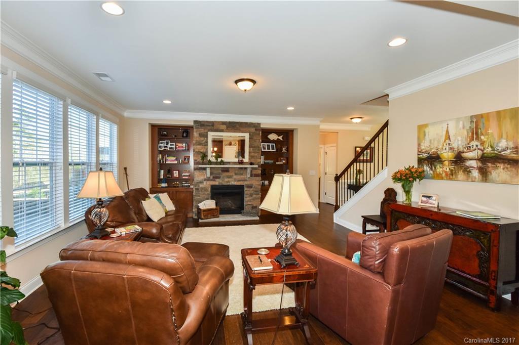 856 Coralbell Way Tega Cay, SC 29708 - Photo 4 of 16 Gallery Image 4