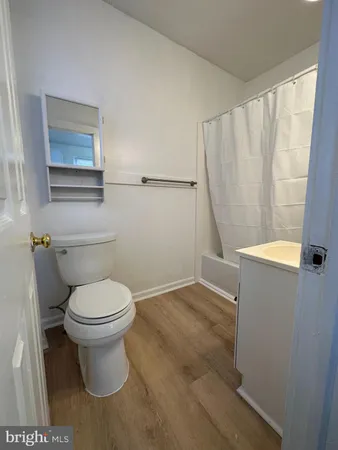 $1,250 | 402 South Cameron Street, Unit 2, Winchester, VA 22601
