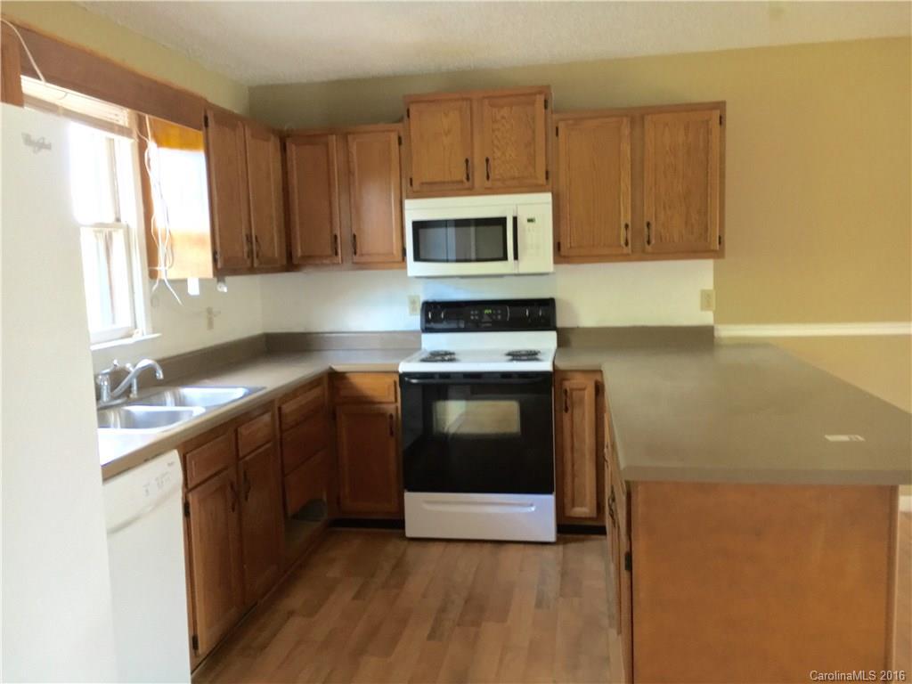 56 Moss Road Weaverville, NC 28787 - Photo 8 of 22 Gallery Image 8
