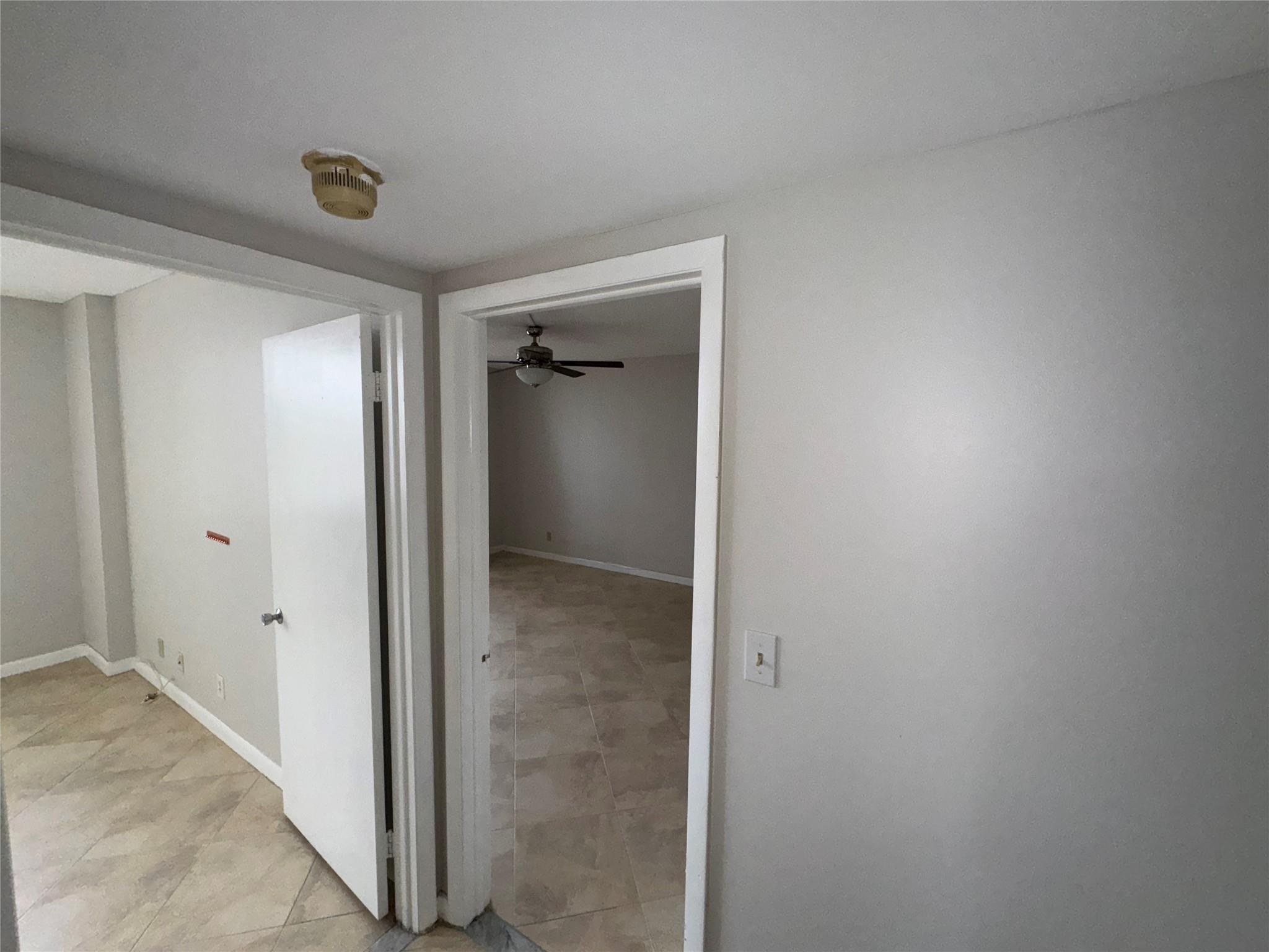 901 Hillcrest Drive, Unit 401 Hollywood, FL 33021 - Photo 9 of 21 Photo 9