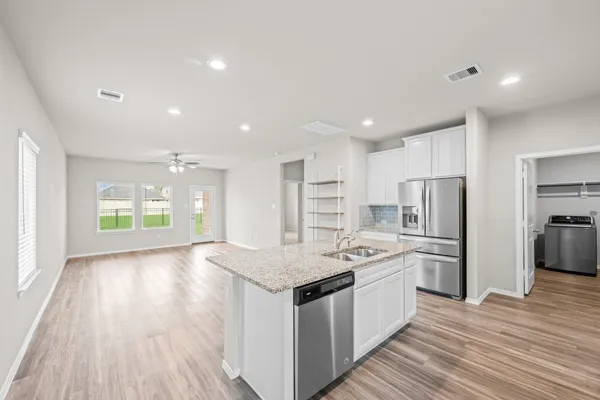 $2,600 | 16868 Pink Wintergreen Drive, Conroe, TX 77385