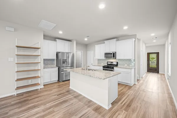 $2,600 | 16868 Pink Wintergreen Drive, Conroe, TX 77385