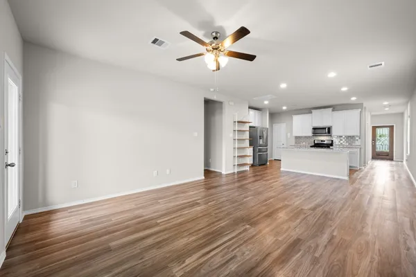 $2,600 | 16868 Pink Wintergreen Drive, Conroe, TX 77385