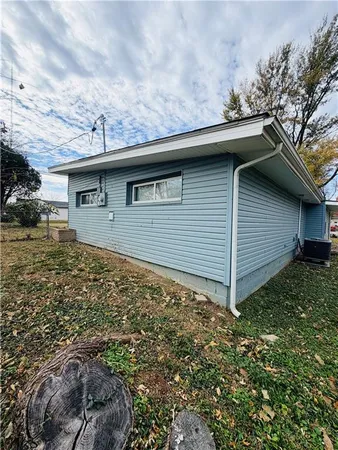 $169,900 | 6800 East 58th Street, Kansas City, MO 64129