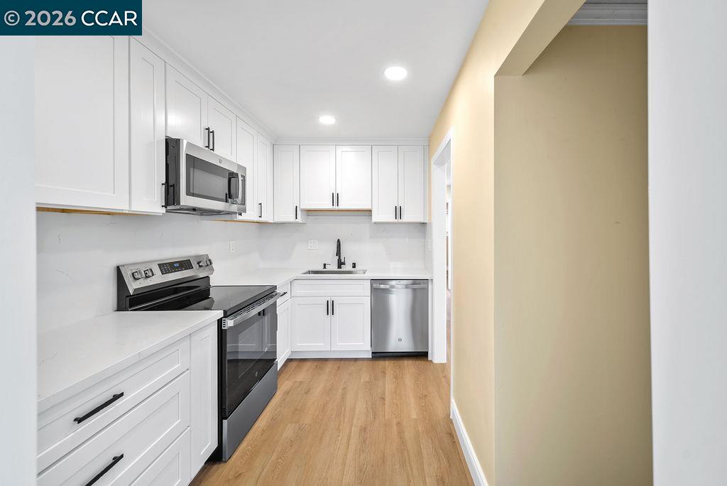 1465 Del Rio Circle, Unit A Concord, CA 94518 - Photo 12 of 25