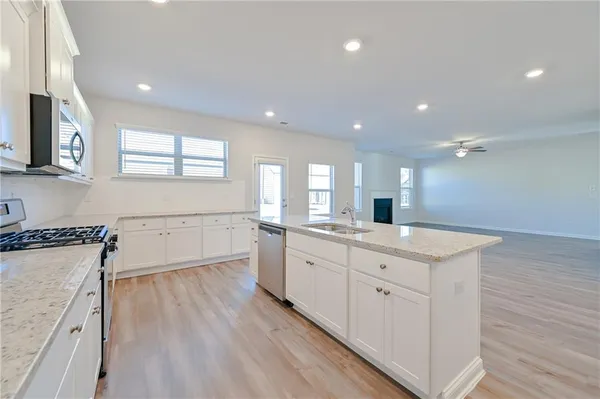 $3,500 | 303 Eleanora Crossing, Loganville, GA 30052