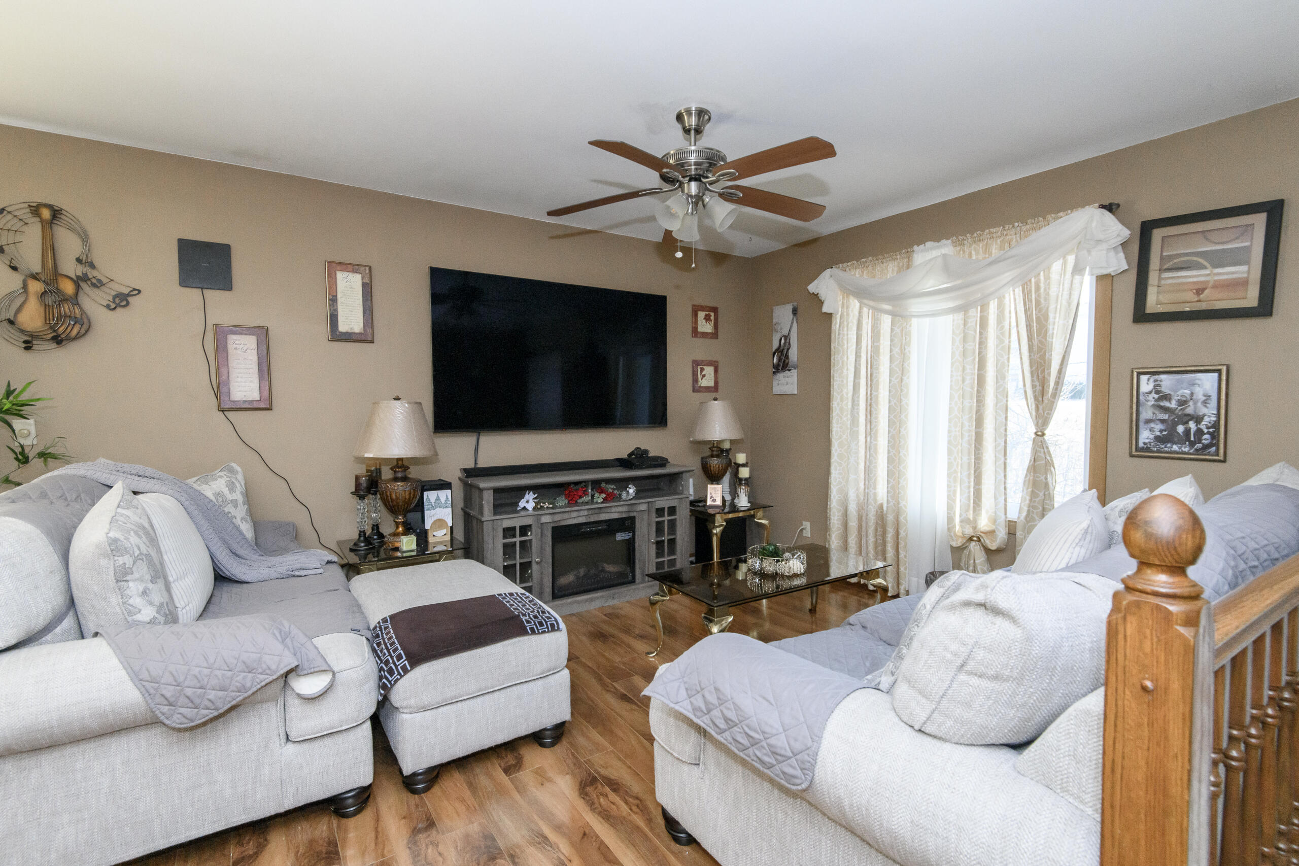 1901 Woodburn Road, Unit D Waukesha, WI 53188 - Photo 5 of 28 1901D Woodburn-5