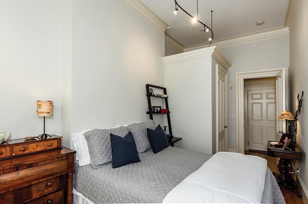 322 Beacon Street, Unit 7 Boston, MA 02116 - Photo 6 of 10