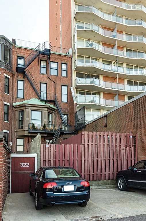 322 Beacon Street, Unit 7 Boston, MA 02116 - Photo 8 of 10