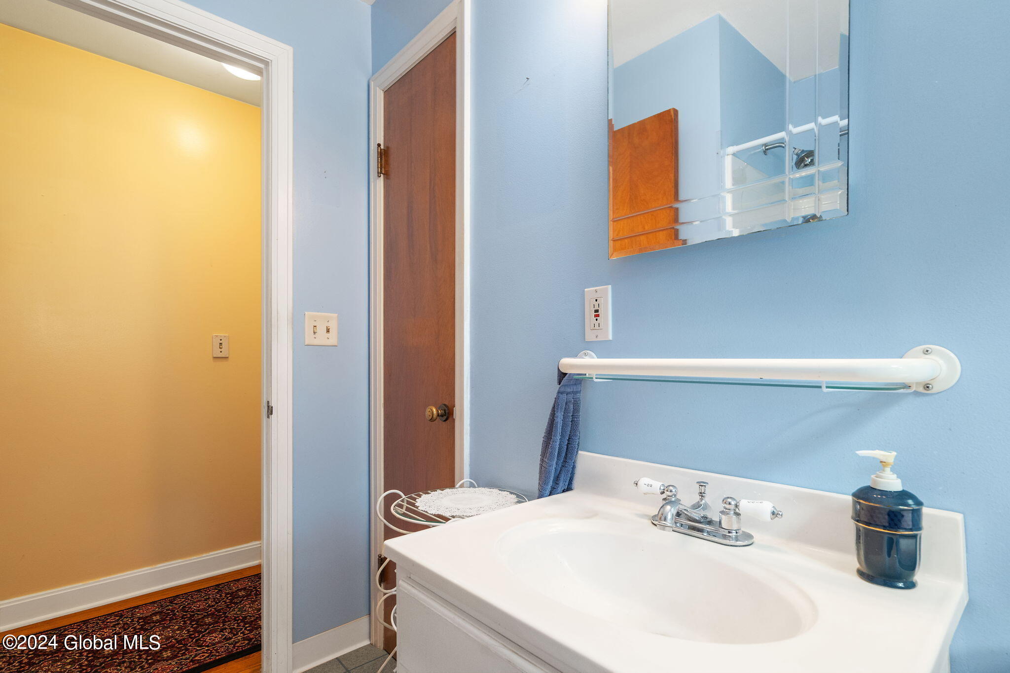 4473 Hurst Road Guilderland, NY 12009 - Photo 23 of 42 23-web-or-mls-4473HurstRd_24