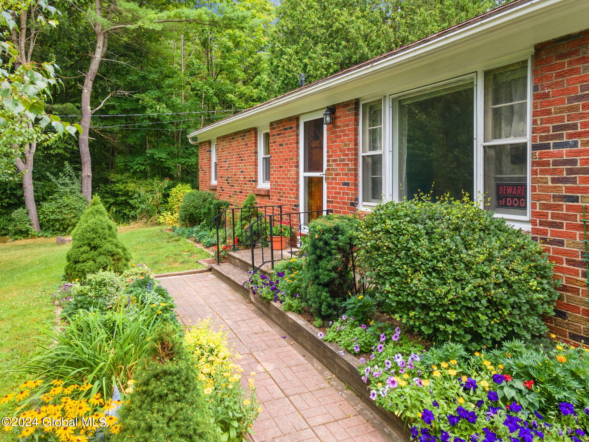 4473 Hurst Road Guilderland, NY 12009 - Photo 3 of 42 3-web-or-mls-4473HurstRd_04
