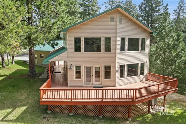 $779,000 | 1496 Pine Ridge Drive, Cascade, ID 83611