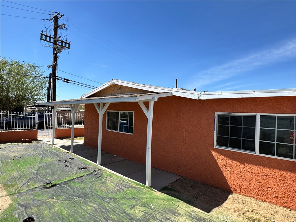 36528 Irwin Road Barstow, CA 92311 - Photo 18 of 37