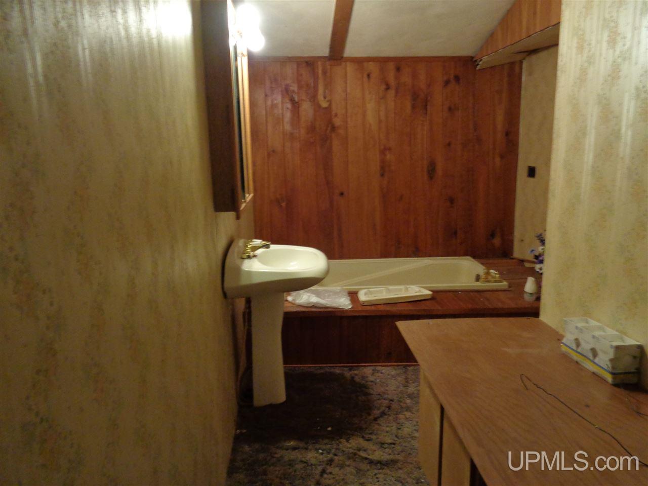 17743 Skanee Road Lanse, MI 49946 - Photo 16 of 18 Gallery Image 16