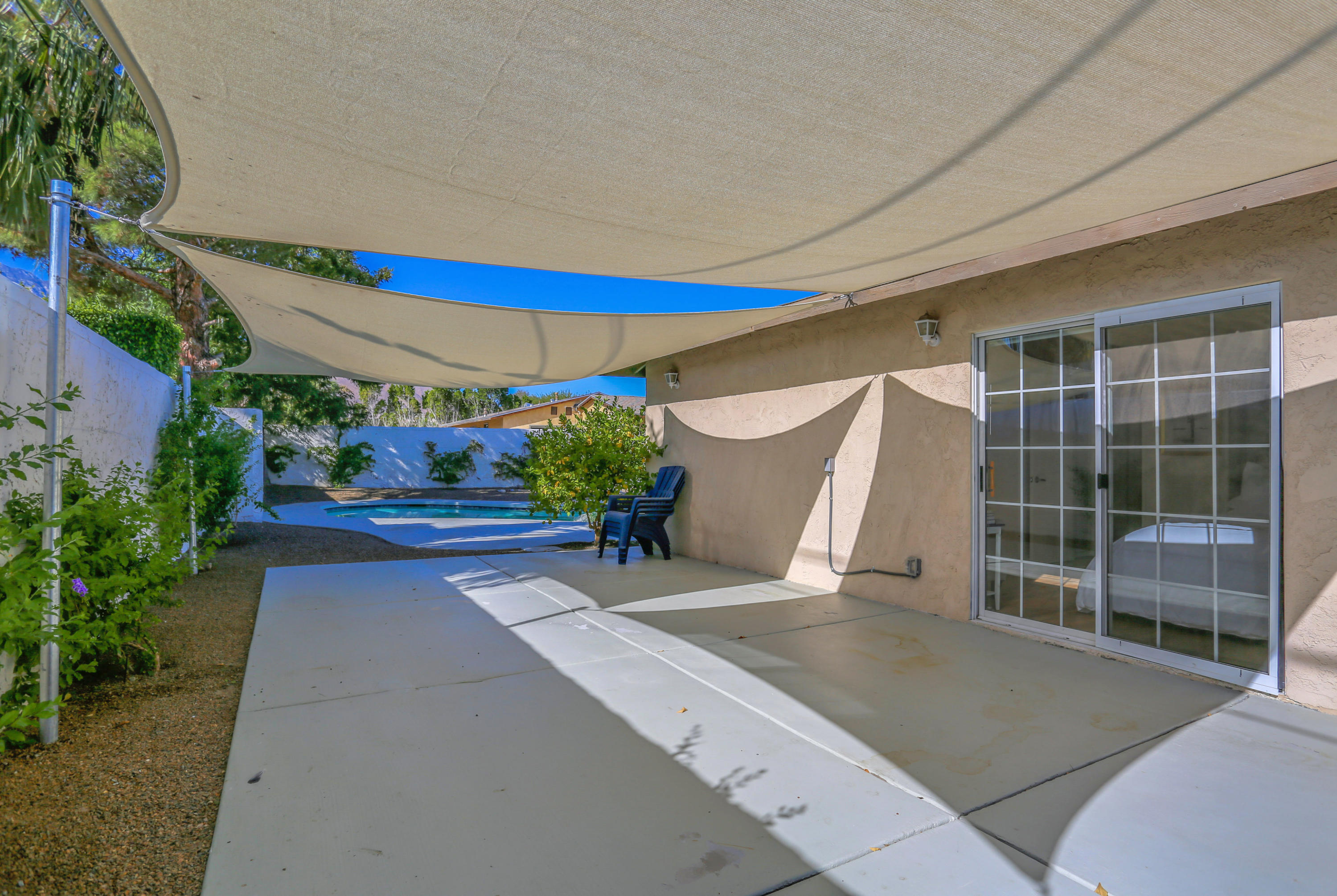 2219 East Bellamy Road Palm Springs, CA 92262 - Photo 26 of 27 Master patio