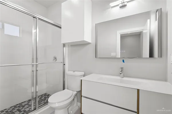 $1,000 | 2020 Summerland Lane, Unit 1, Edinburg, TX 78541