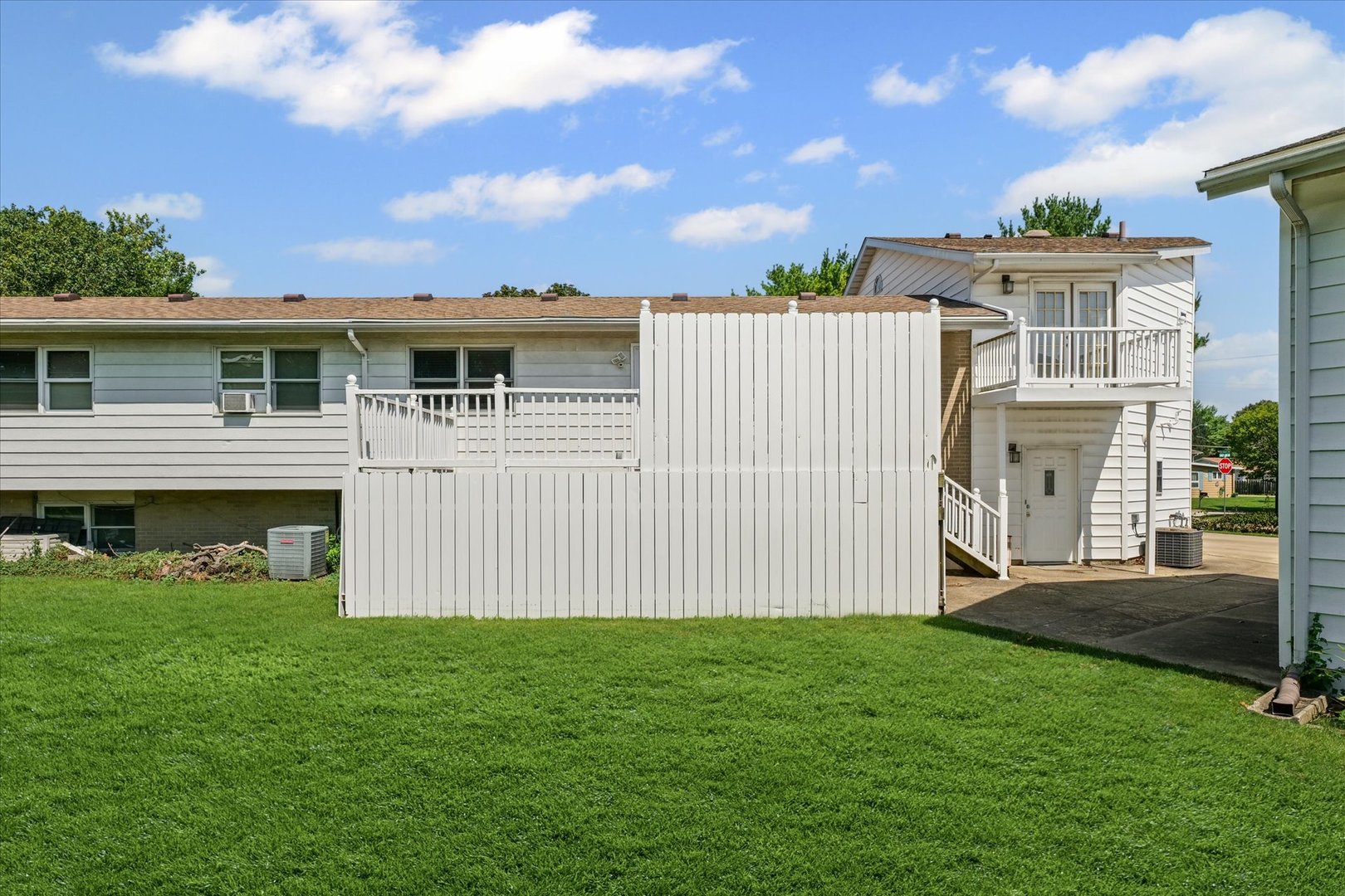 1524 Golfview Road Rantoul, IL 61866 - Photo 3 of 41