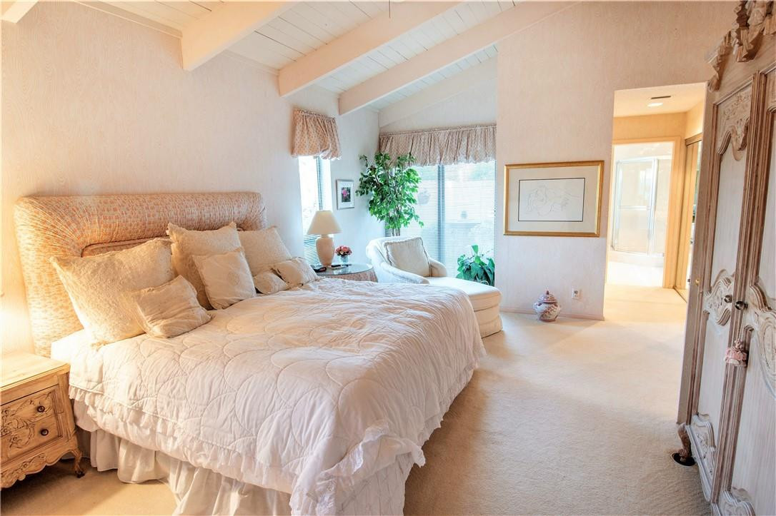 19502 Bay View Road Boca Raton, FL 33434 - Photo 13 of 32 Photo 13