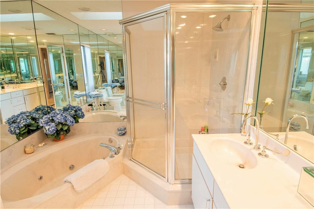 19502 Bay View Road Boca Raton, FL 33434 - Photo 17 of 32 Photo 17