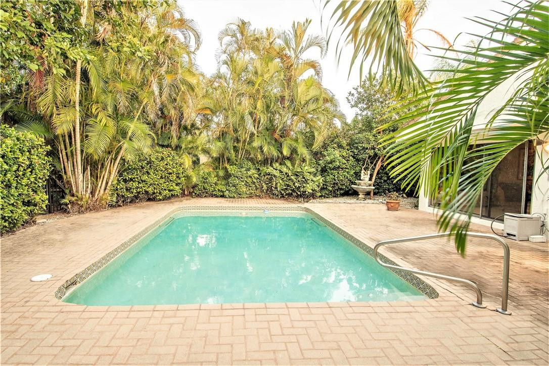 19502 Bay View Road Boca Raton, FL 33434 - Photo 25 of 32 Photo 25