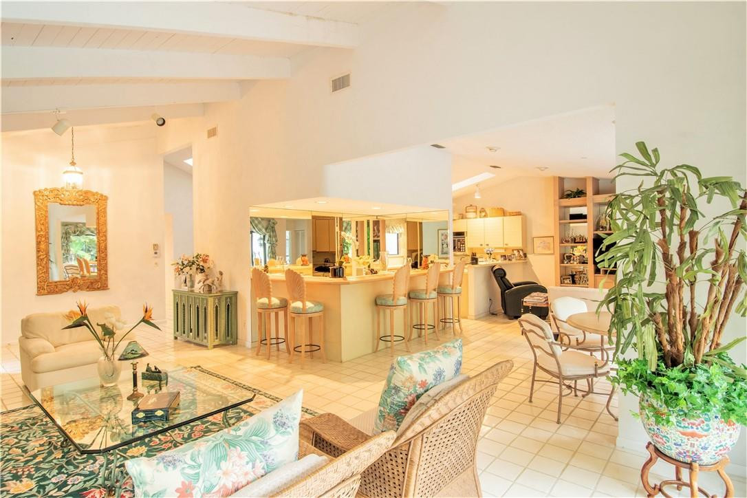 19502 Bay View Road Boca Raton, FL 33434 - Photo 8 of 32 Photo 8