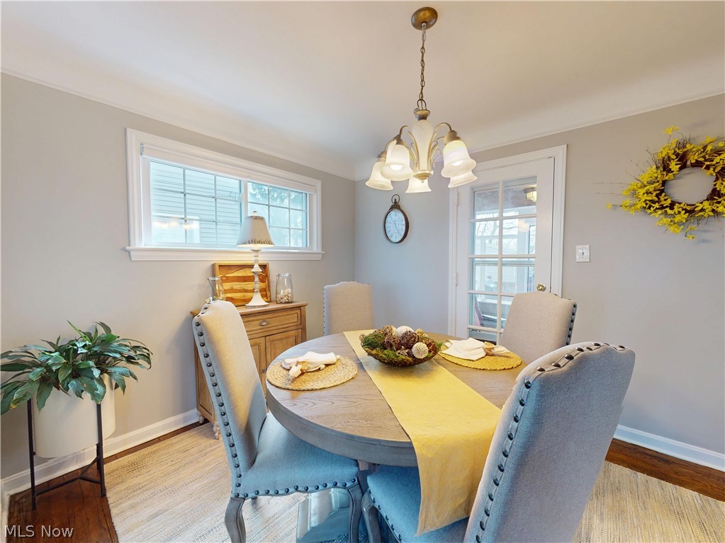 3606 Northcliffe Road University Heights, OH 44118 - Photo 14 of 45 Dining area with access to three season room.