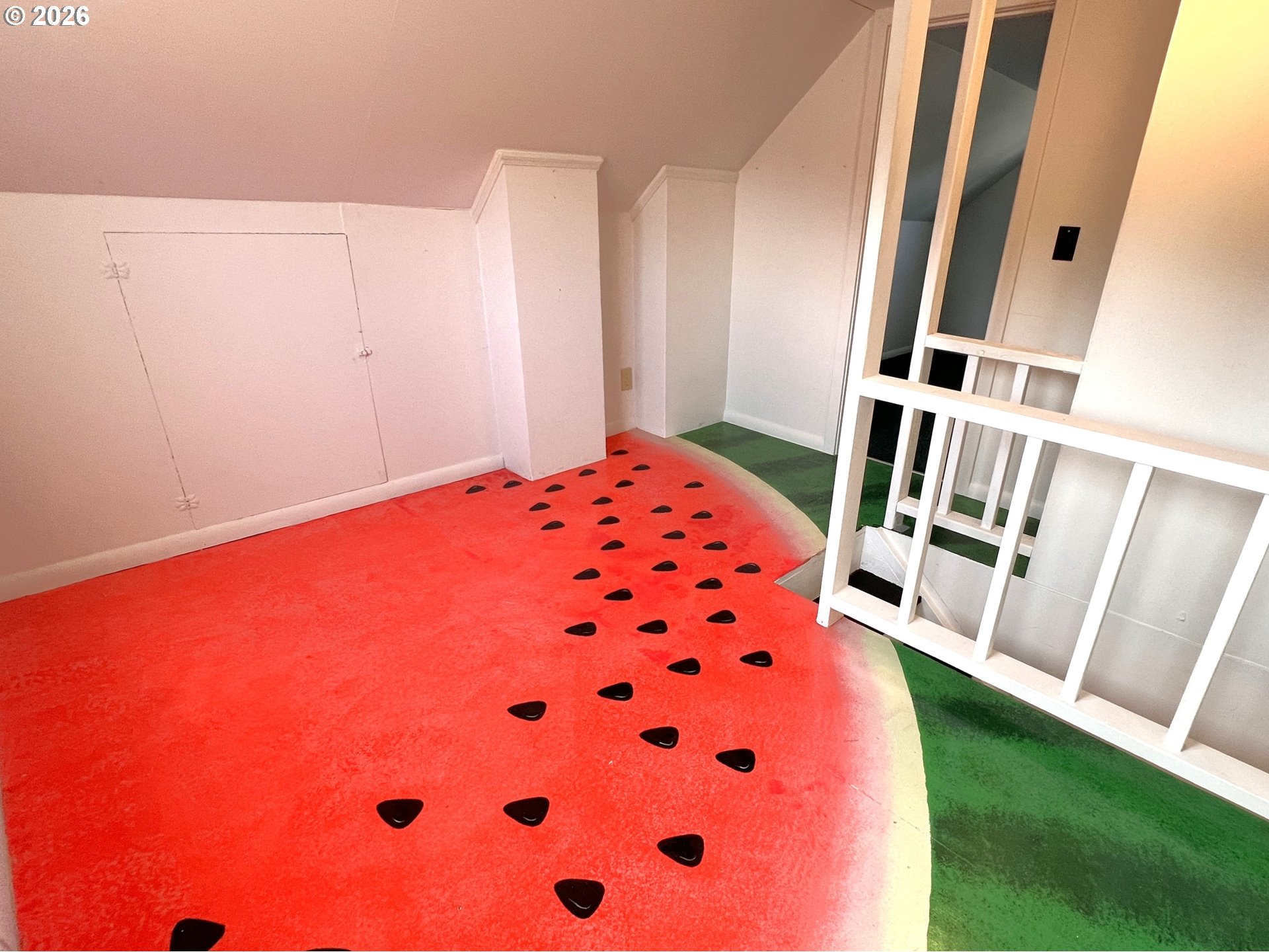 1092 Lewis Street North Bend, OR 97459 - Photo 28 of 43 a bedroom with a bed and a window