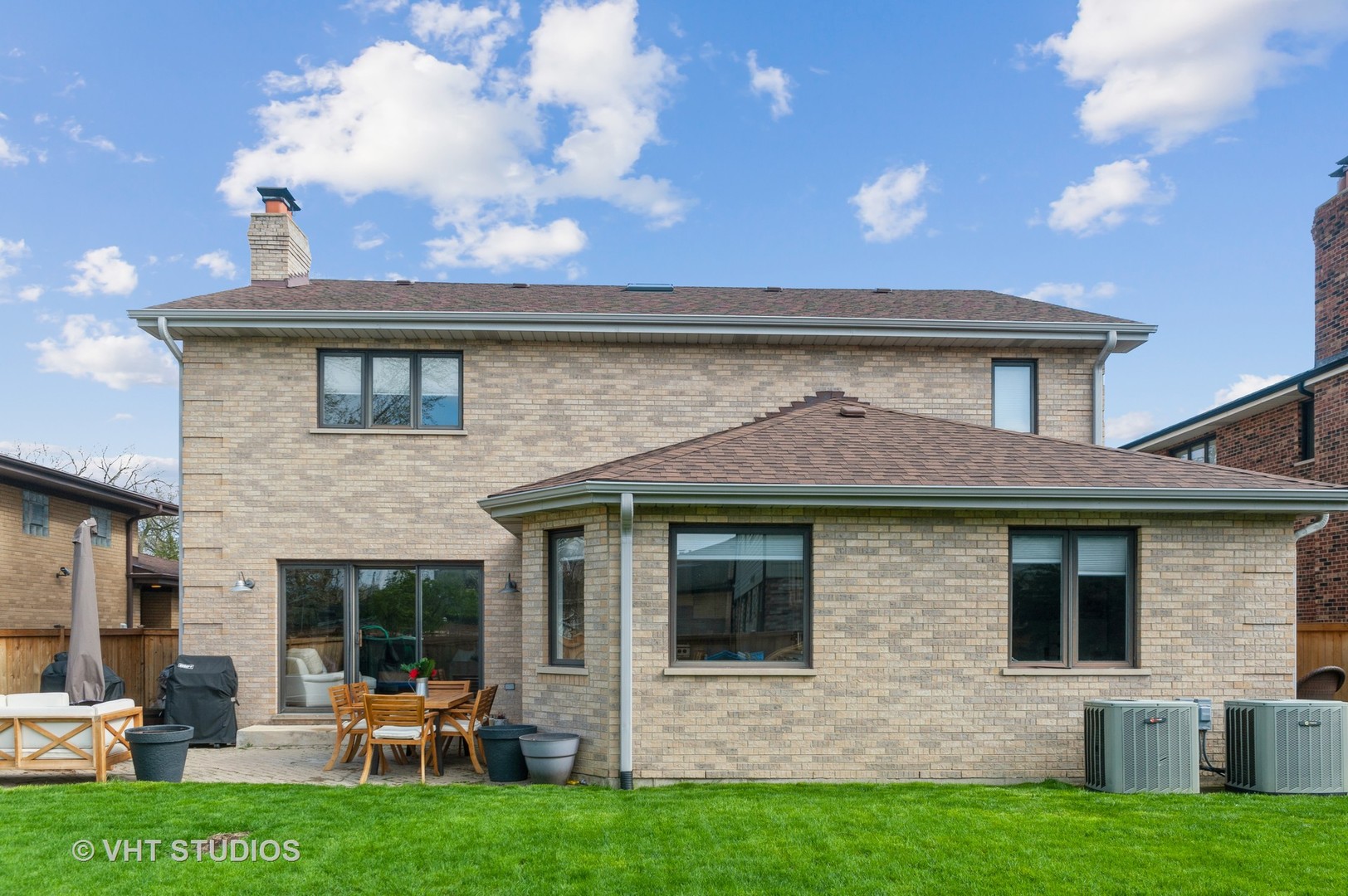 217 Devon Avenue Park Ridge, IL 60068 - Photo 23 of 28 a front view of a house with garden