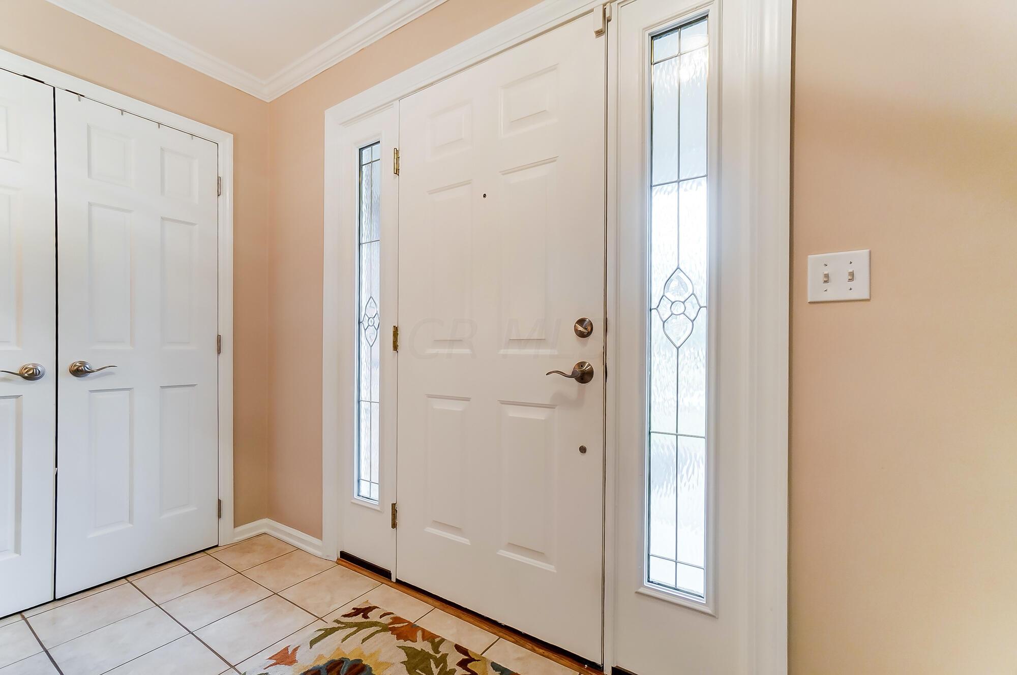 1200 Windham Road Columbus, OH 43220 - Photo 8 of 84 013
