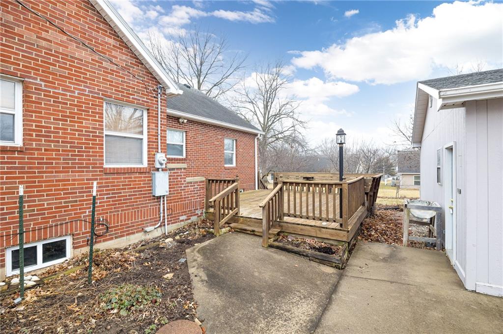 1402 Maple Street Chillicothe, MO 64601 - Photo 6 of 41