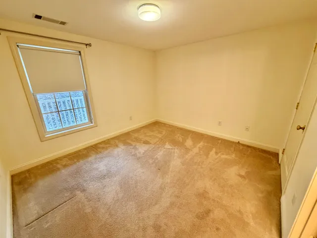 $324,900 | 14 Vista Ridge Drive, Unit 60, Londonderry, NH 03053