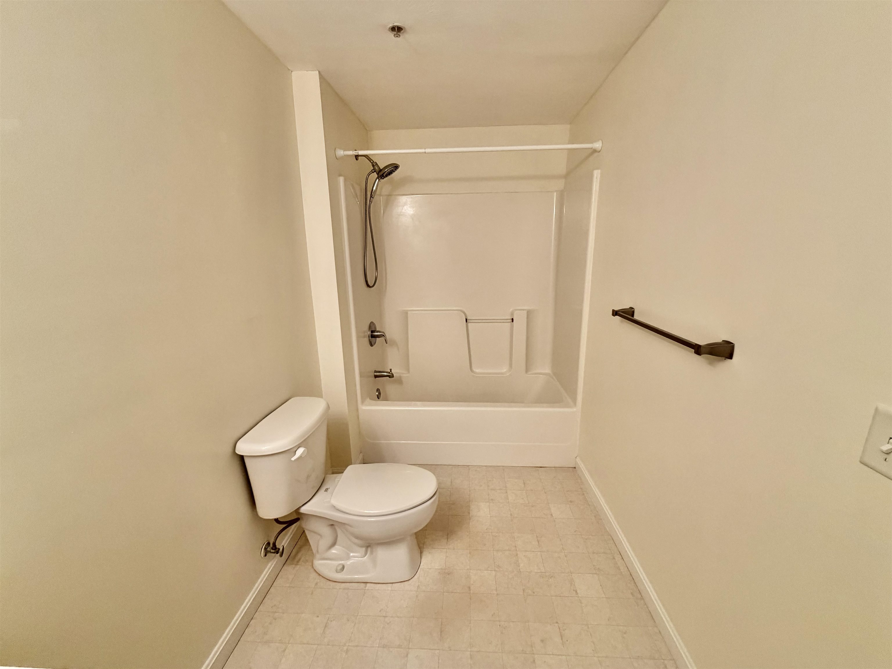 14 Vista Ridge Drive, Unit 60 Londonderry, NH 03053 - Photo 9 of 22