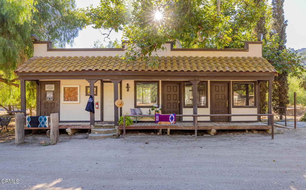 10484 Creek Road Oak View, CA 93022 - Photo 37 of 52