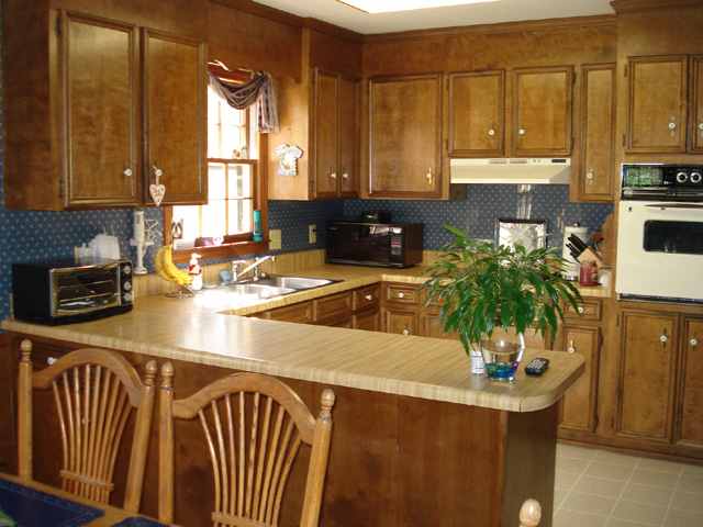 209 Oak Ridge Court Greer, SC 29650 - Photo 4 of 7 Gallery Image 4