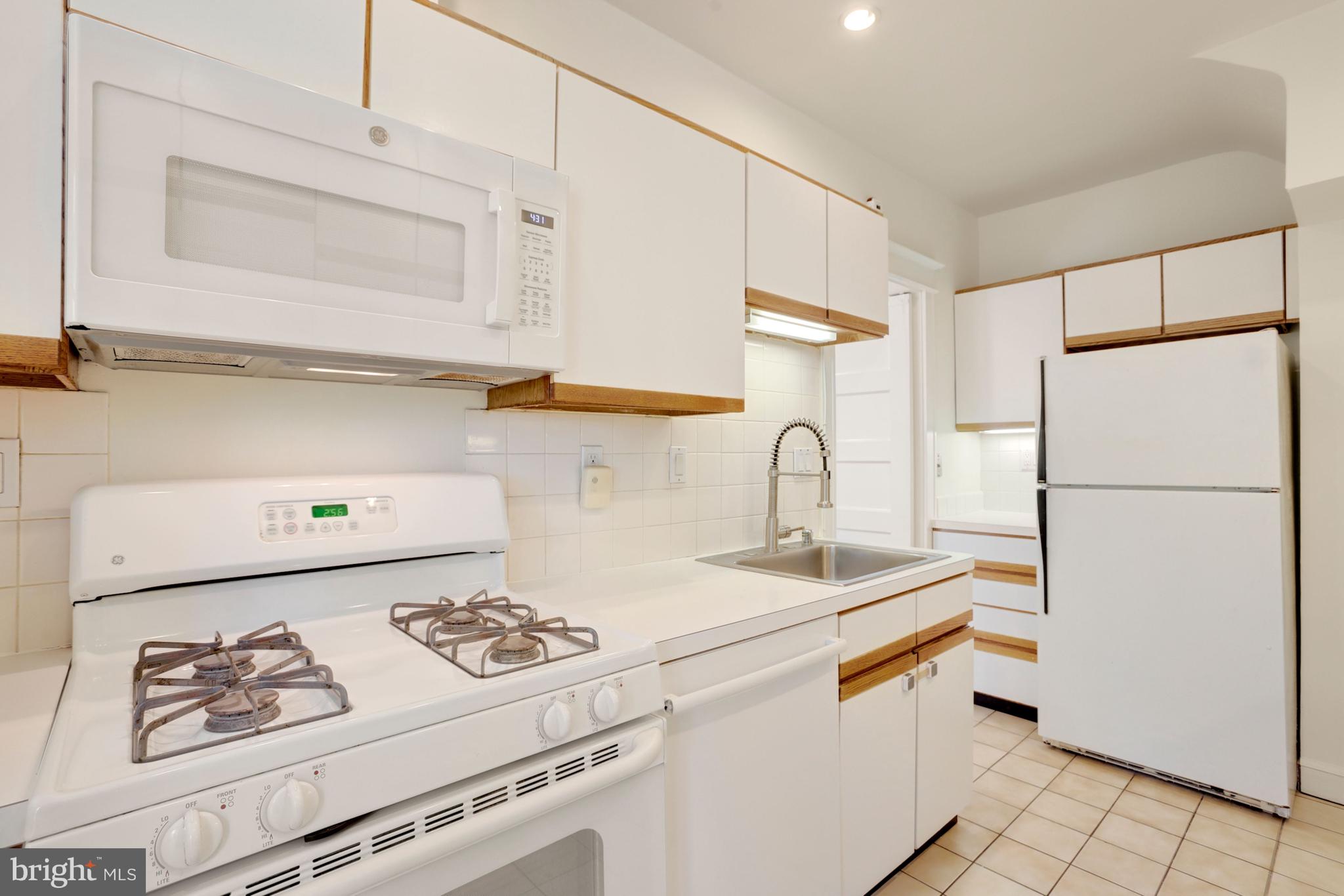 4442 Q Street Northwest Washington, DC 20007 - Photo 19 of 58