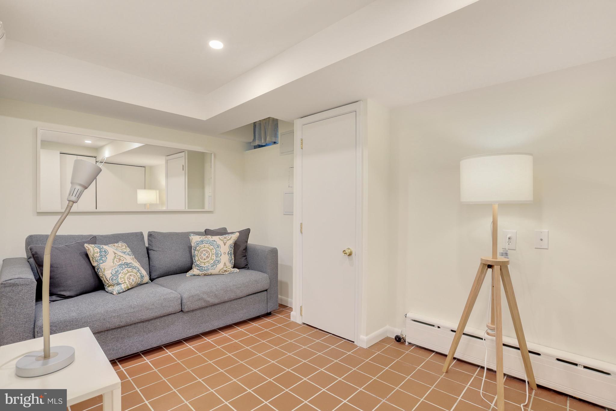 4442 Q Street Northwest Washington, DC 20007 - Photo 38 of 58