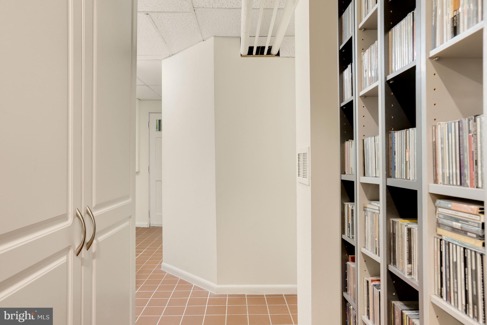 4442 Q Street Northwest Washington, DC 20007 - Photo 40 of 58