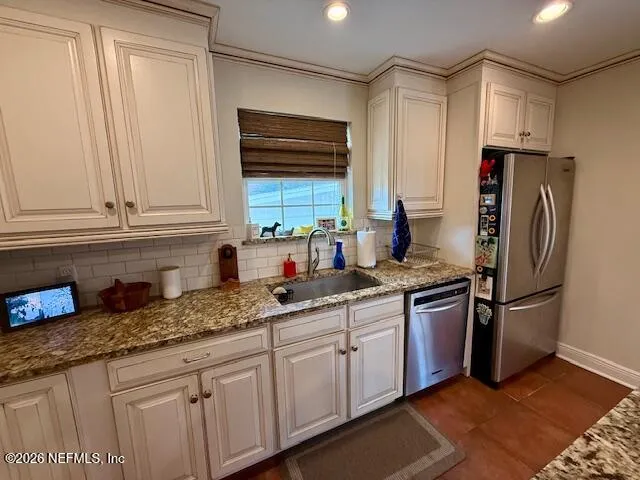 $2,800 | 7104 Catalonia Avenue, Jacksonville, FL 32217