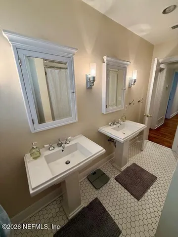 $2,800 | 7104 Catalonia Avenue, Jacksonville, FL 32217