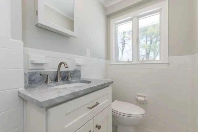 $777,000 | 689 Old Connecticut Path, Framingham, MA 01701