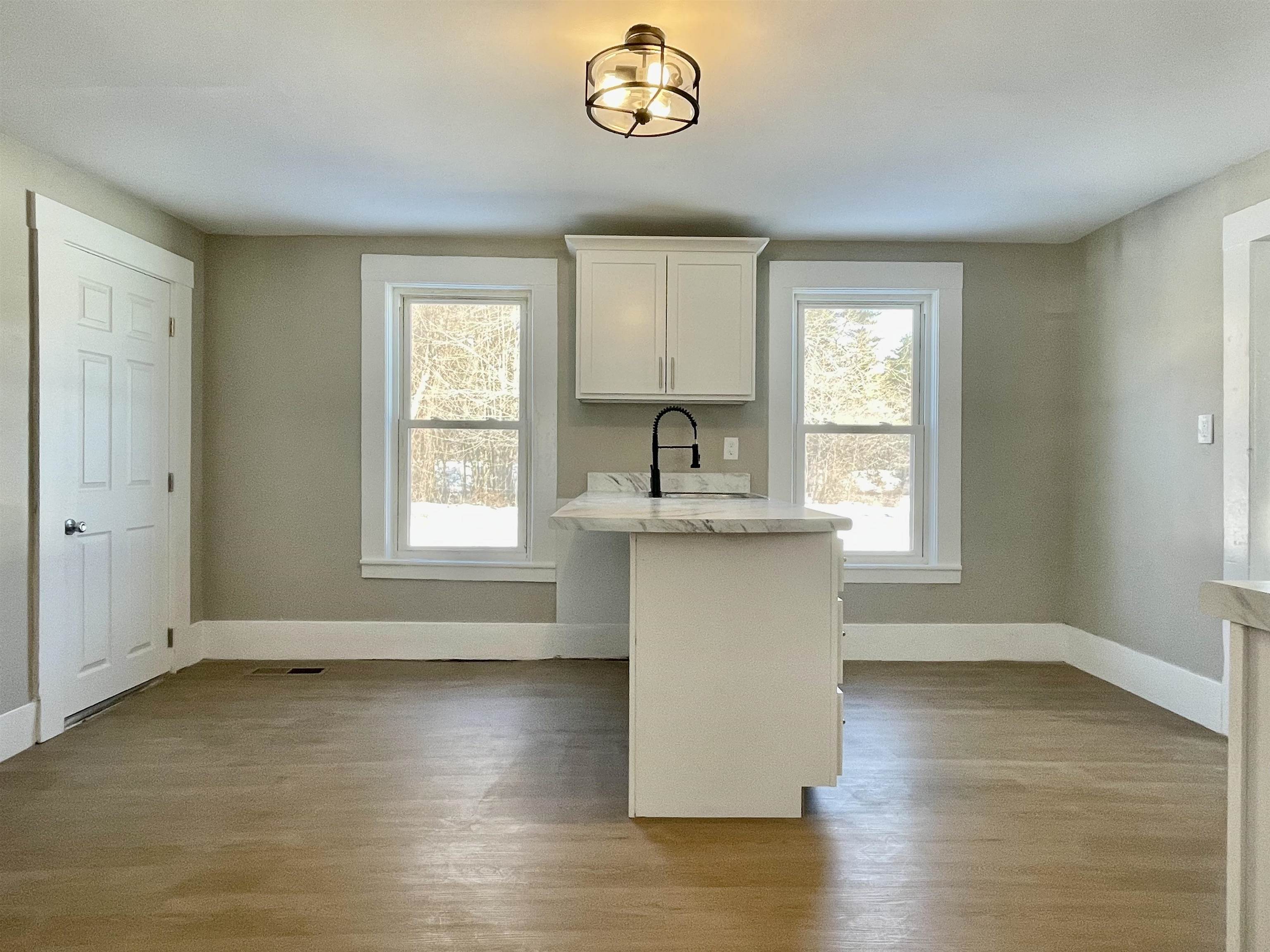 18 River Road Concord, NH 03303 - Photo 4 of 31