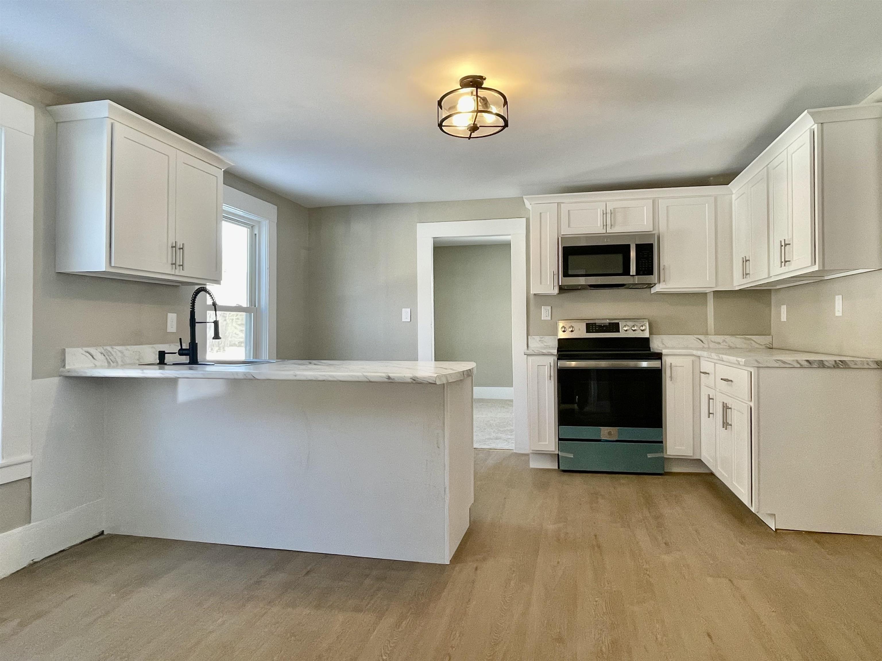 18 River Road Concord, NH 03303 - Photo 7 of 31