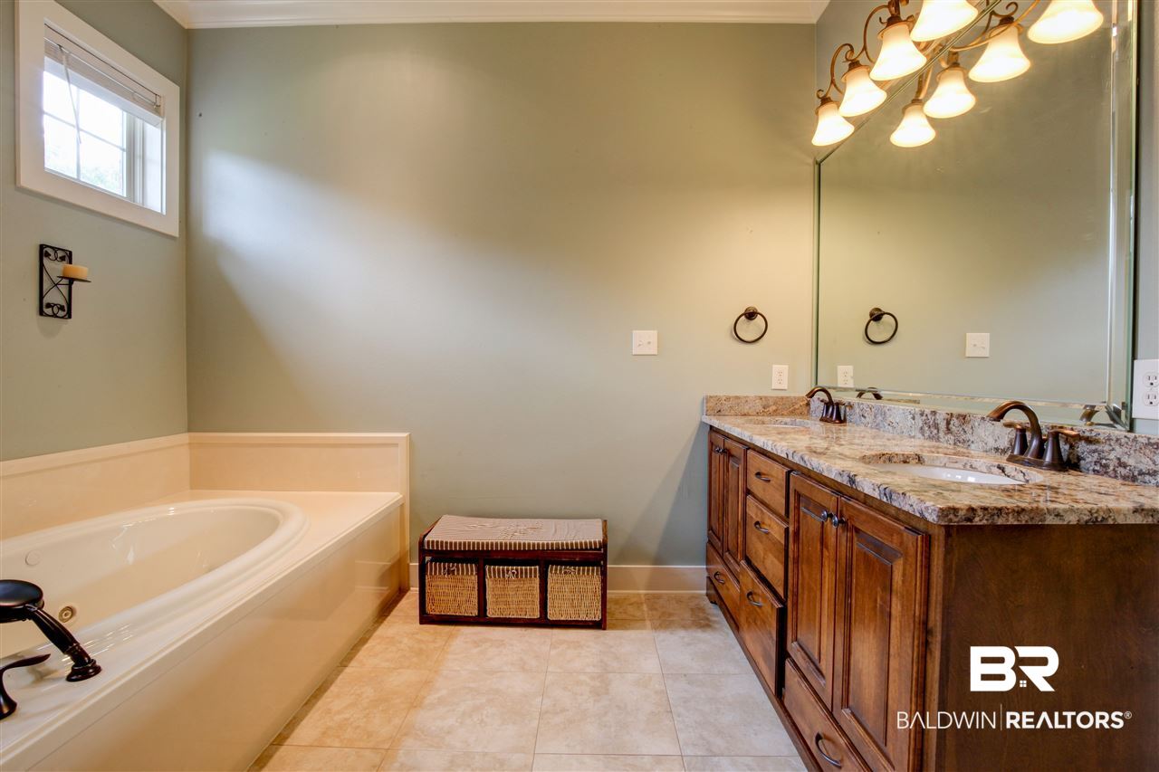 402 Rothley Avenue Fairhope, AL 36532 - Photo 14 of 24