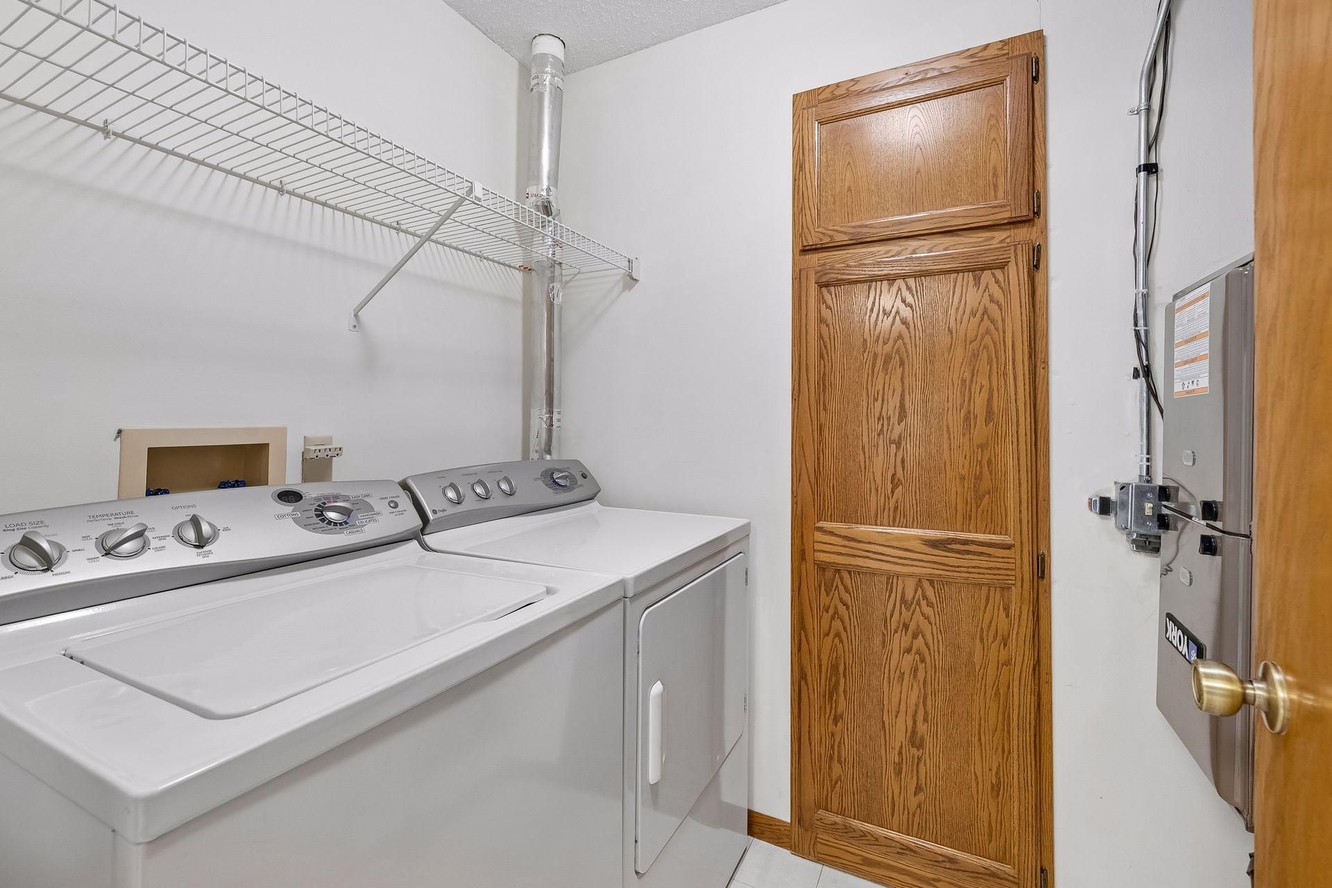 5317 Highpointe Terrace Bloomington, MN 55437 - Photo 24 of 25