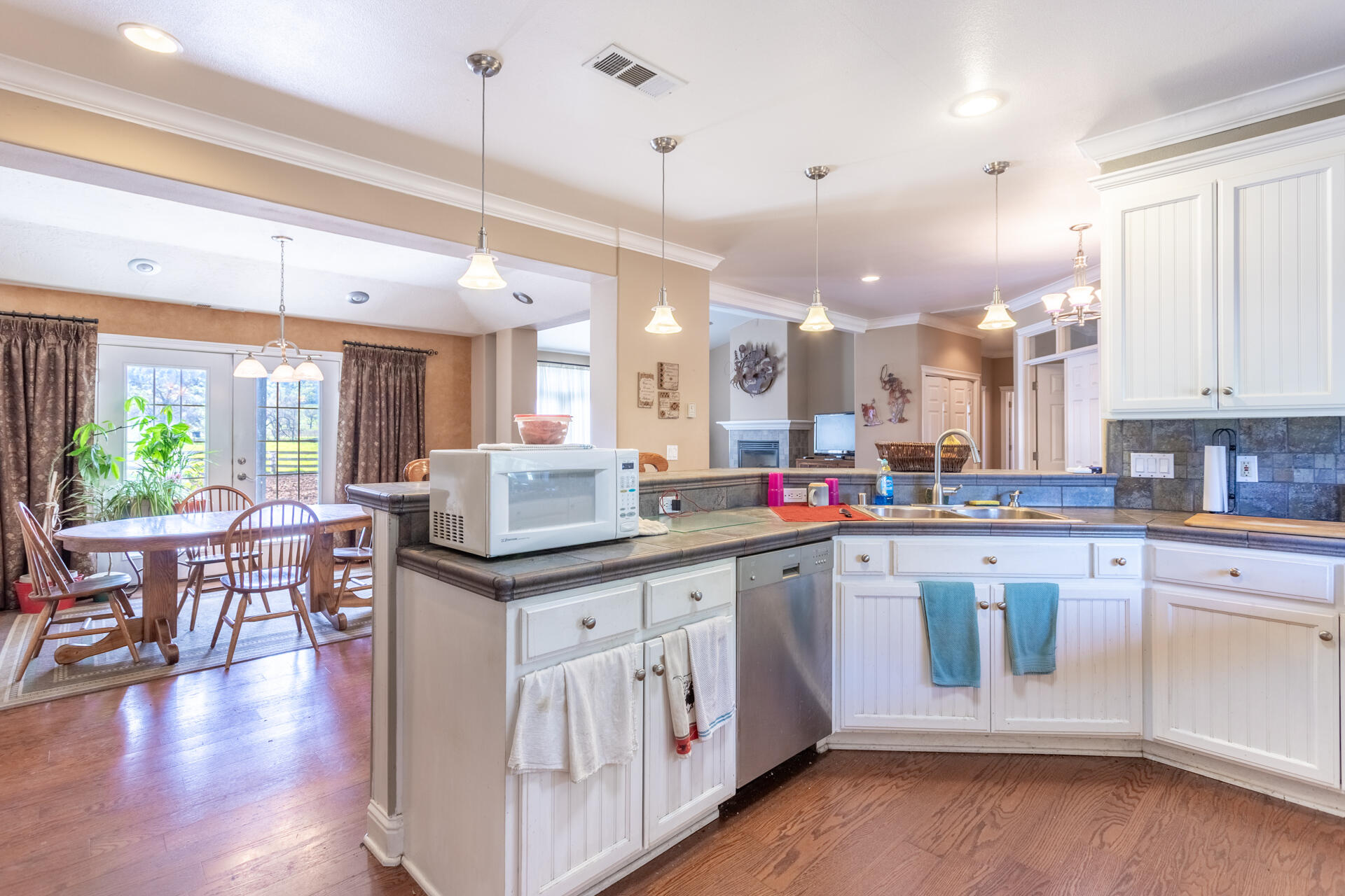 11847 Oak Run Road Oak Run, CA 96069 - Photo 13 of 54 a kitchen with lots of counter top space