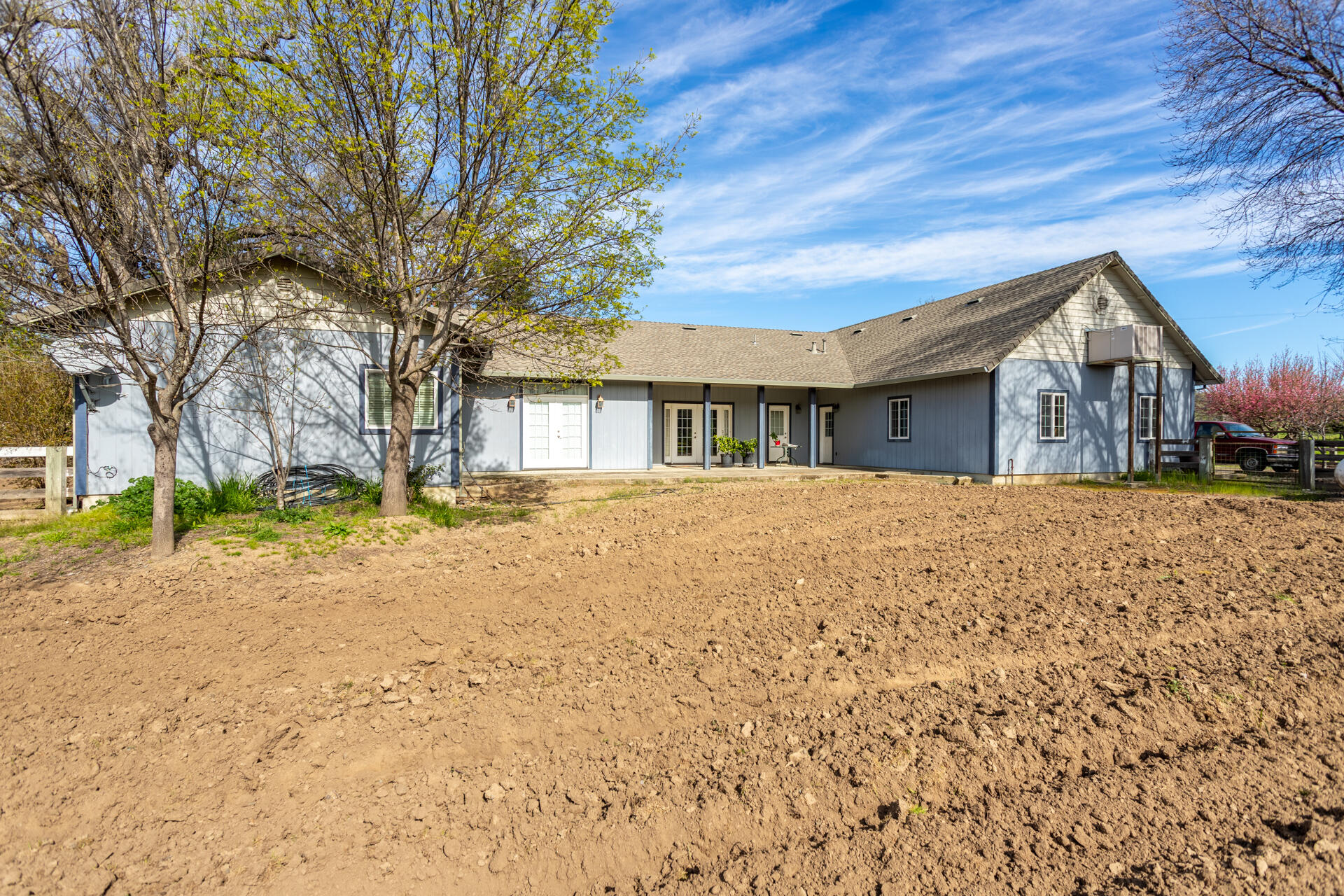 11847 Oak Run Road Oak Run, CA 96069 - Photo 39 of 54 a front view of a house with a yard