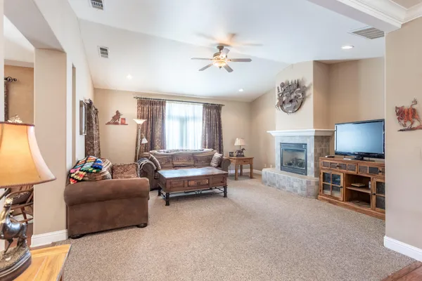 $888,000 | 11847 Oak Run Road, Oak Run, CA 96069
